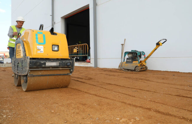 La empresa agroalimentaria Cascajares, que sufriera un incendio que destruyó por completo la fábrica, está construyendo una nueva factoria mas grande junto a la anterior / Brágimo (ICAL)