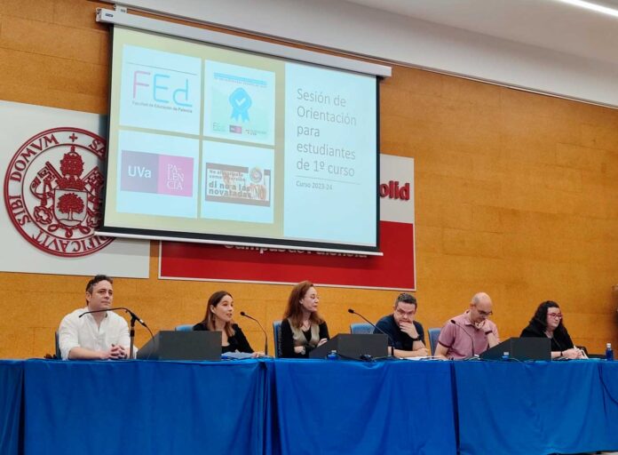 Sesión de orientación alumnado 1 curso 2023-2024 en el Campus de Palencia