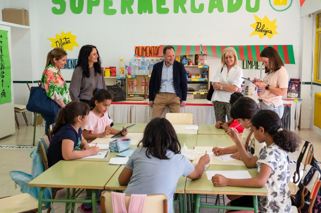 Visita Fundación Iberdrola a beneficiarios ayudas sociales