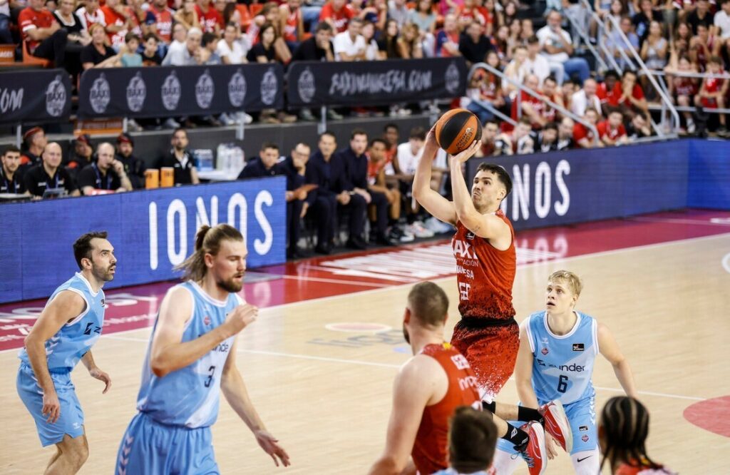 Partido de ACB entre Manresa y Zunder Palencia
