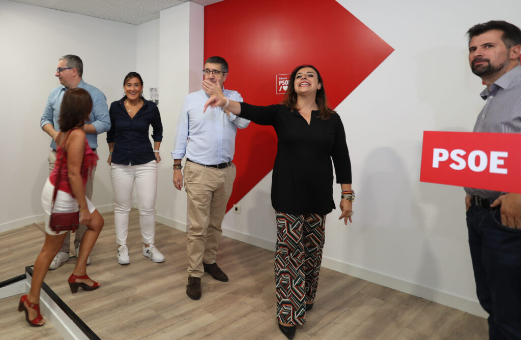 El secretario general del PInauguración de la sede del PSOE en Palencia. / Brágimo (ICAL)SOECyL, Luis Tudanca; el portavoz del Grupo Socialista en el Congreso de los Diputados, Patxi López; y la alcaldesa de Palencia y secretaria general del PSOE de Palencia, Miriam Andrés, inauguran la nueva sede del PSOE de Palencia