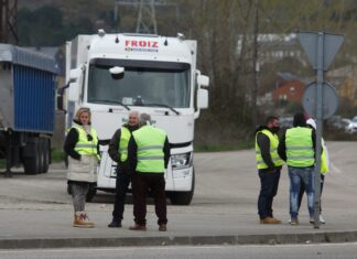 Camioneros en Ponferrada. / ICAL