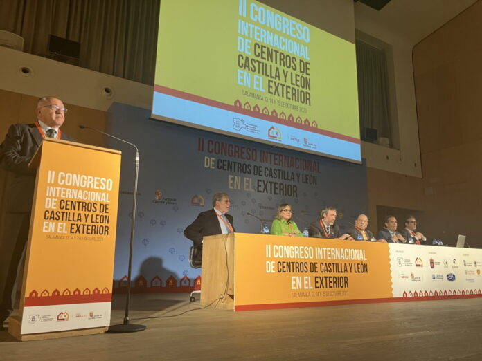 Mesa redonda del II Congreso Internacional de Centros de Castilla y León en el Exterior,
