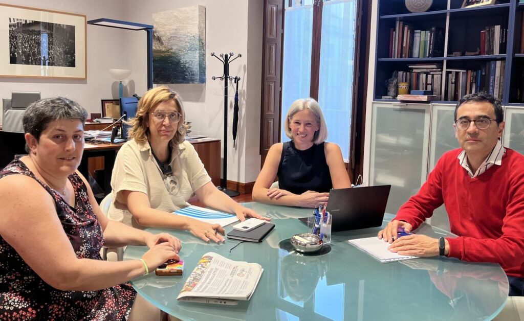 Reunión entre Diputación de Palencia y Mundo Azul