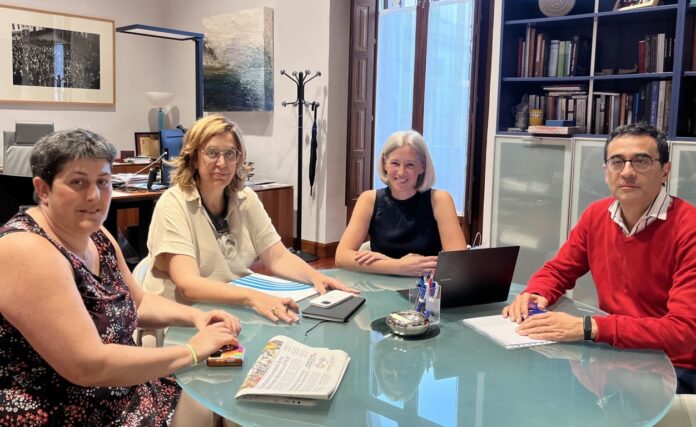 Reunión entre Diputación de Palencia y Mundo Azul