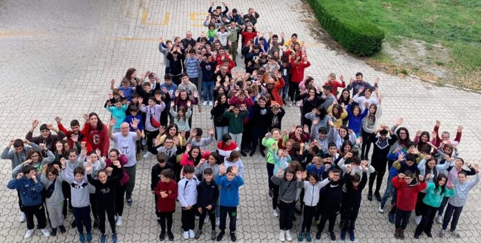 Todos los alumnos del Proyecto Estalmat en el Campamento de Comienzo del curso 2023-24