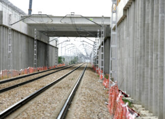 Obras en la pérgola de Torneros (León) de la Línea de Alta Velocidad Valladolid-Venta de Baños-Palencia-León. Torneros (León) 17-5-11. Carlos S. Campillo / ICAL