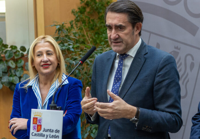 El consejero de Medio Ambiente presenta las normas urbanísticas de Soria