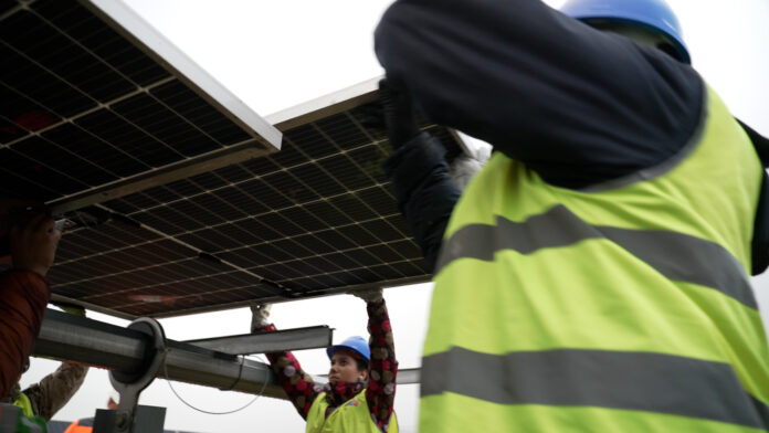 2024-01-19.- Formación de Iberdrola, instalador en fotovoltaicas Montaña Palentina