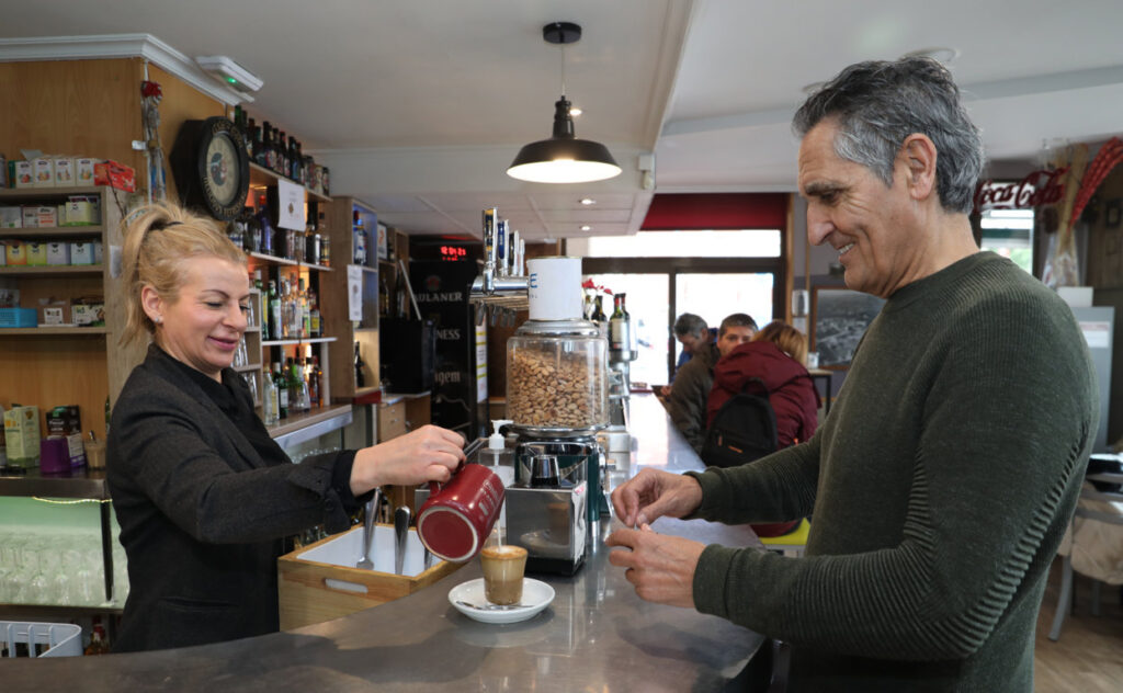 Susana Serrano y José Martín del bar Bariloche de Palencia