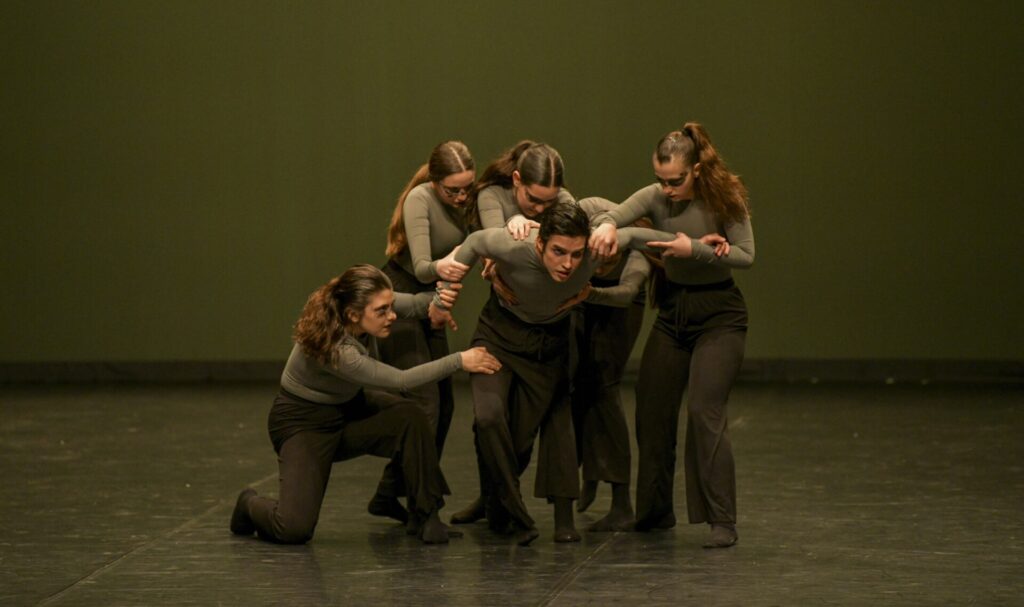 AMGu Dance. Grupo Deepness