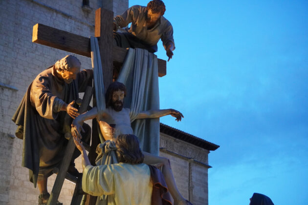 Semana Santa Palencia - Viernes Santo - Función del Descendimiento y Procesión del Santo Entierro 2024. A. Acitores