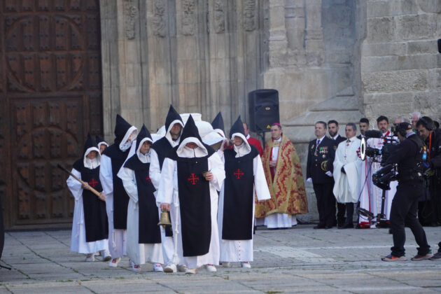 Semana Santa Palencia - Viernes Santo - Función del Descendimiento y Procesión del Santo Entierro 2024. A. Acitores