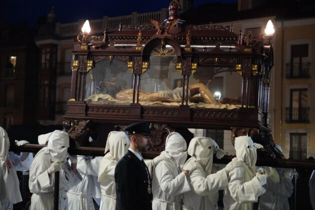 Semana Santa Palencia - Viernes Santo - Función del Descendimiento y Procesión del Santo Entierro 2024. A. Acitores