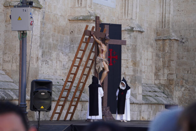 Semana Santa Palencia - Viernes Santo - Función del Descendimiento y Procesión del Santo Entierro 2024. A. Acitores