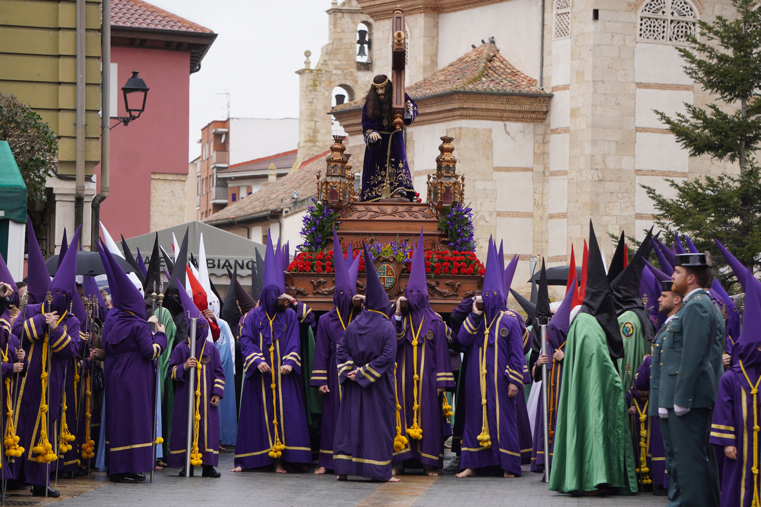 Viernes Santo en Palencia - Nazarenos