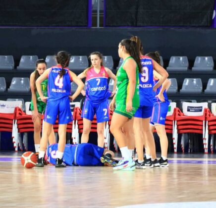 Fotos del partido de baloncesto entre CANTO 5 Filipenses y C.B Arxi