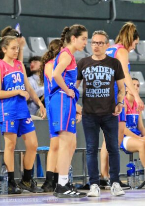 Fotos del partido de baloncesto entre CANTO 5 Filipenses y C.B Arxi