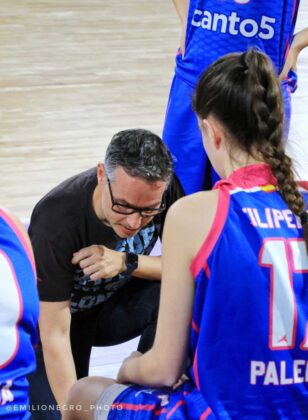 Fotos del partido de baloncesto entre CANTO 5 Filipenses y C.B Arxi