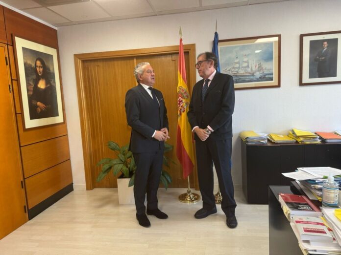Nicanor Sen se ha reunido este martes en Madrid con el secretario general Ángel Luis Ortiz