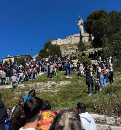 Pedrea del Pan y el Queso en Palencia, con motivo de las fiestas de Santo Toribio del barrio de El Cristo.