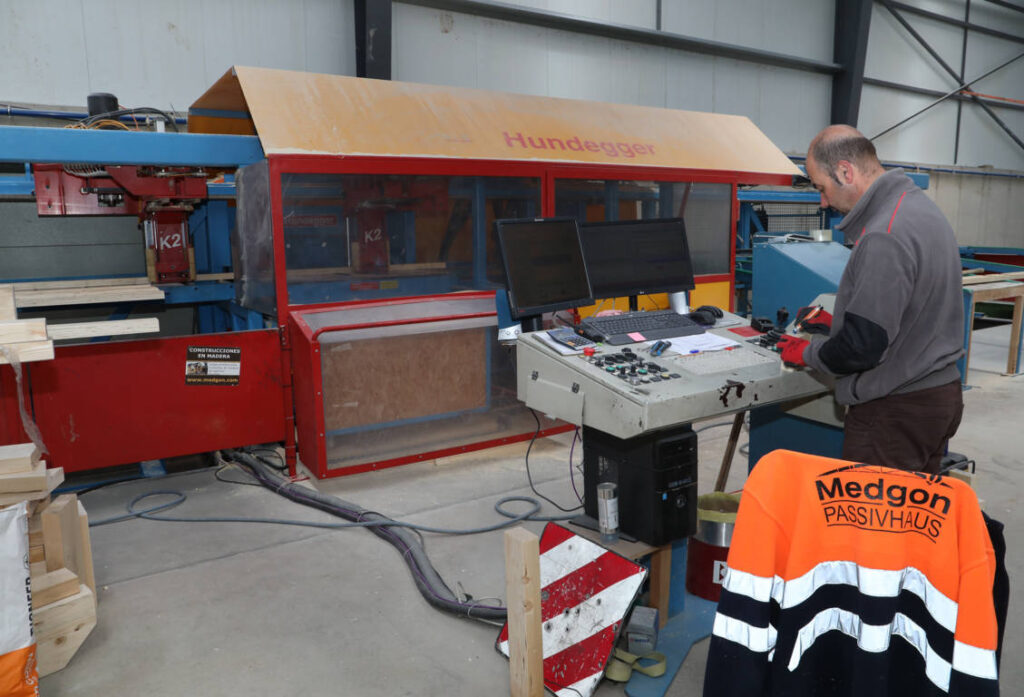 Fábrica de viviendas Passivhaus en Carrión de los Condes. / Brágimo (ICAL)