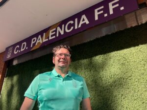 Zubi, entrenador y presidente del Palencia Fútbol Femenino