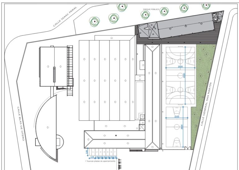 En gris más oscuro, la ubicación y disposición del nuevo edificio del Trinidad Arroyo de Palencia. Imagen tomada del proyecto de ARQUITECTOS RODRÍGUEZ MARTÍN para la Junta de Castilla y León