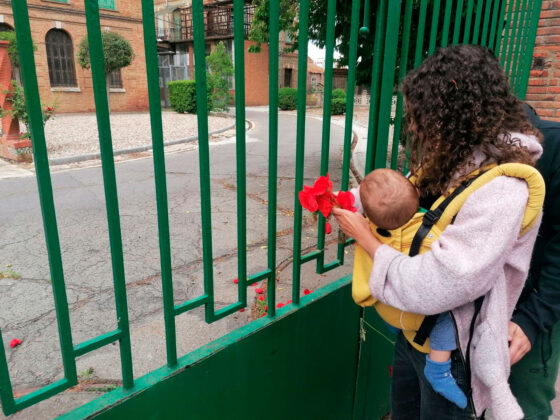 protestas-frente-a-la-fábrica-de-armas