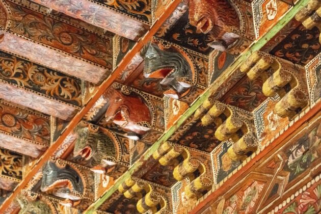 Detalles del artesonado mudéjar de la iglesia de Santa María en Becerril de Campos, perteneciente al Museo Territorial Campos del Renacimiento en Palencia. / Miriam Chacón (ICAL)