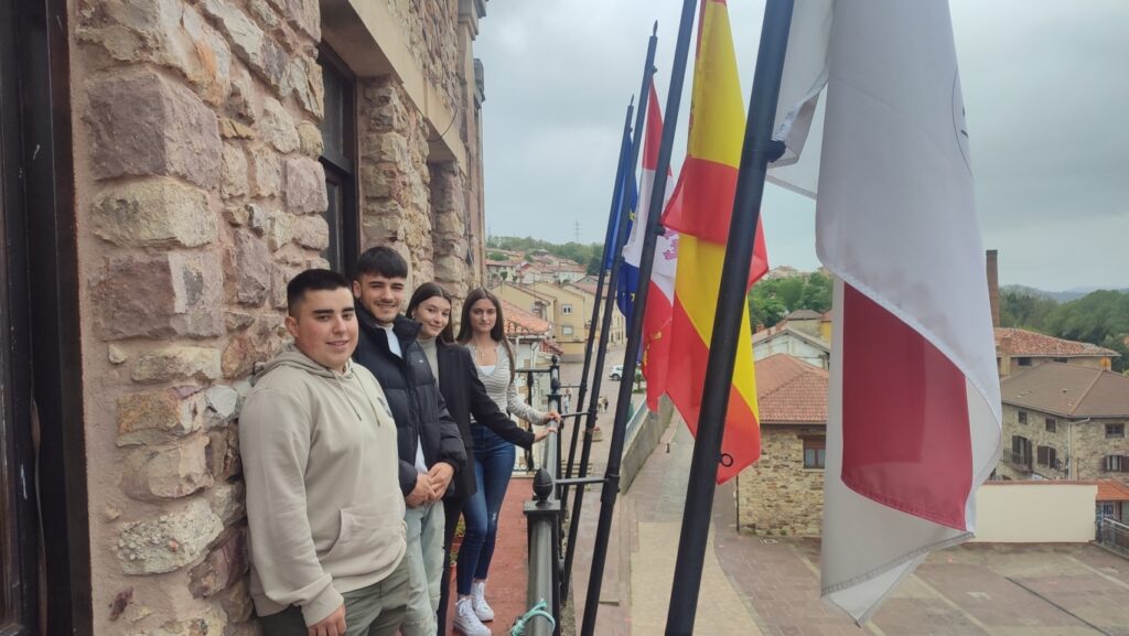 Damas y Caballeros de Barruelo de Santullán