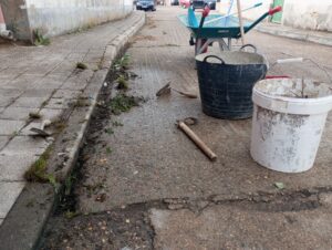 Buenavista de la Valdavia. Los vecinos recogen y arreglan sus calles ante la dejadez del ayuntamiento