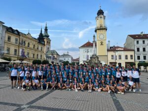 Foto grupal de los atletas