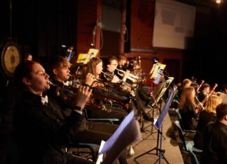 Orquesta-inglesa-en-Becerril-de-Campos-y-Ampudia