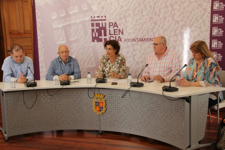 Presentación de la 'Fiesta de las compras en la calle'