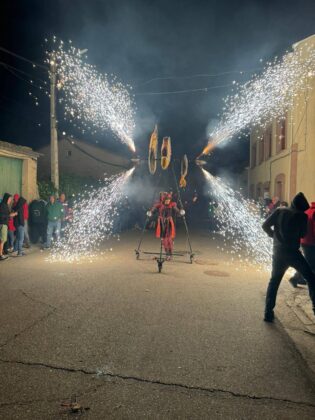 Espectáculo de fuego en Villaviudas
