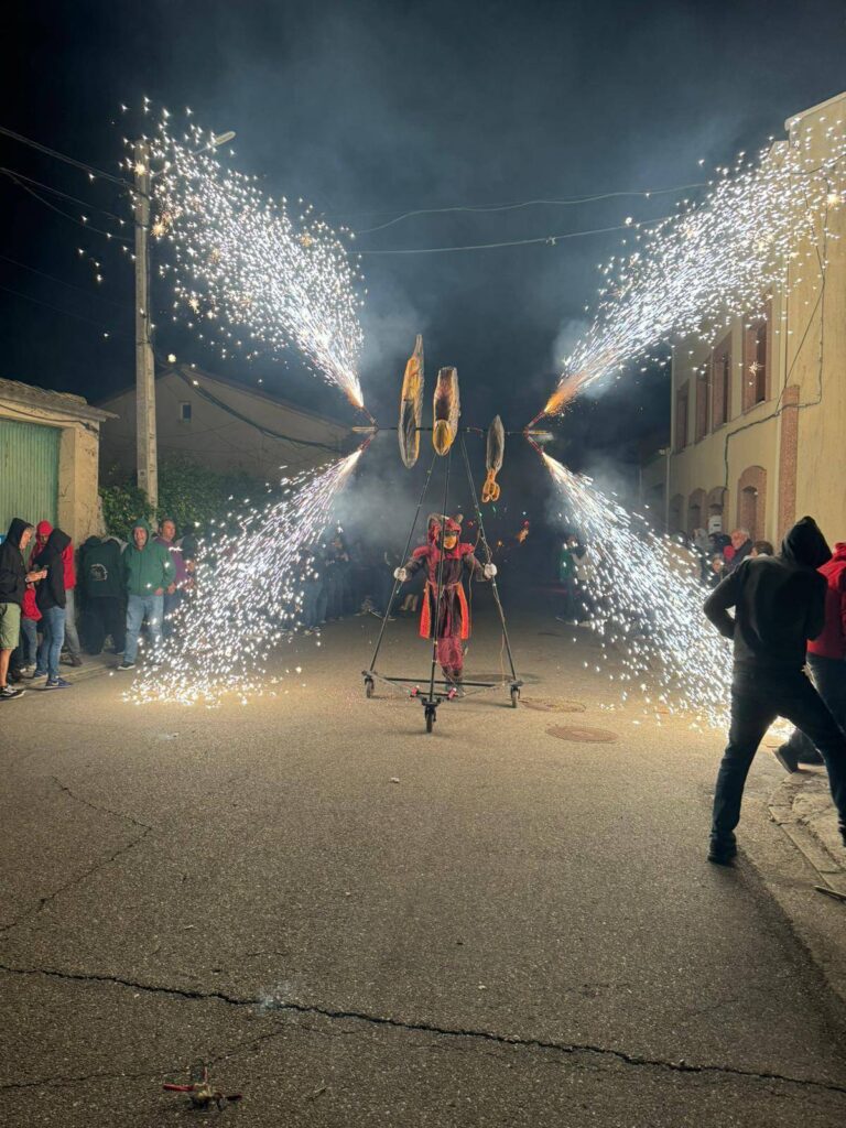 Espectáculo de fuego en Villaviudas