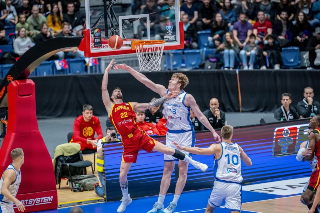 @BaloncestoESP