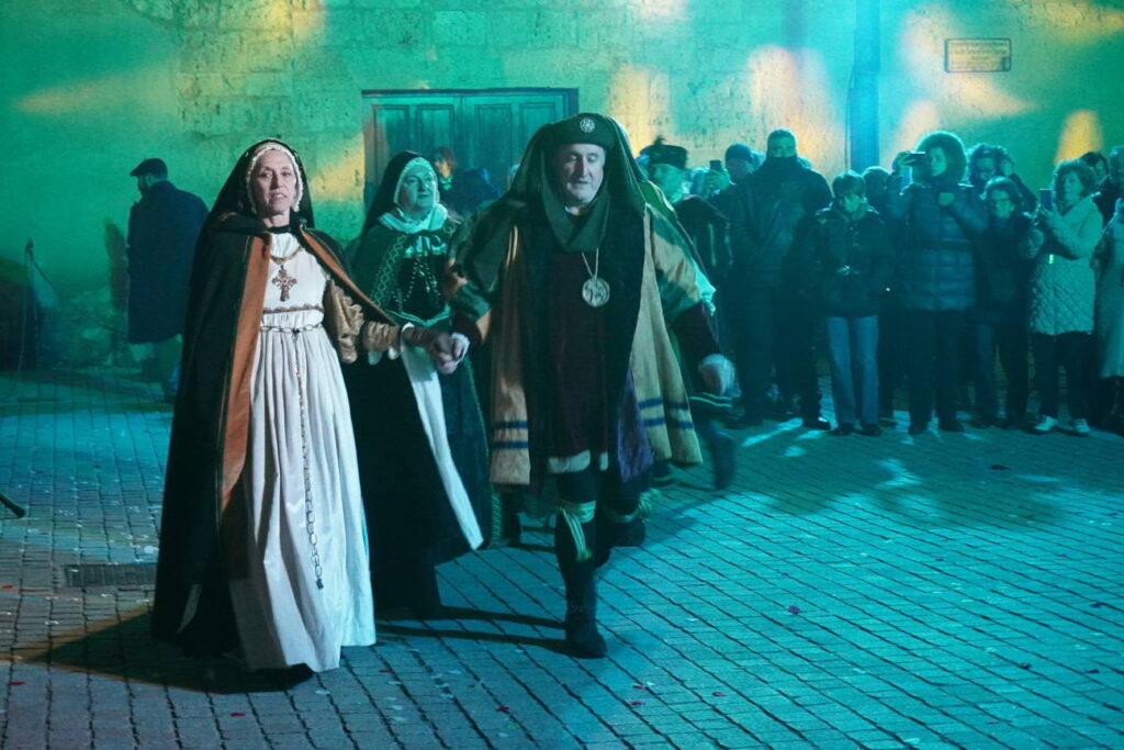 Auto de Nacimiento Gómez Manrique 2024