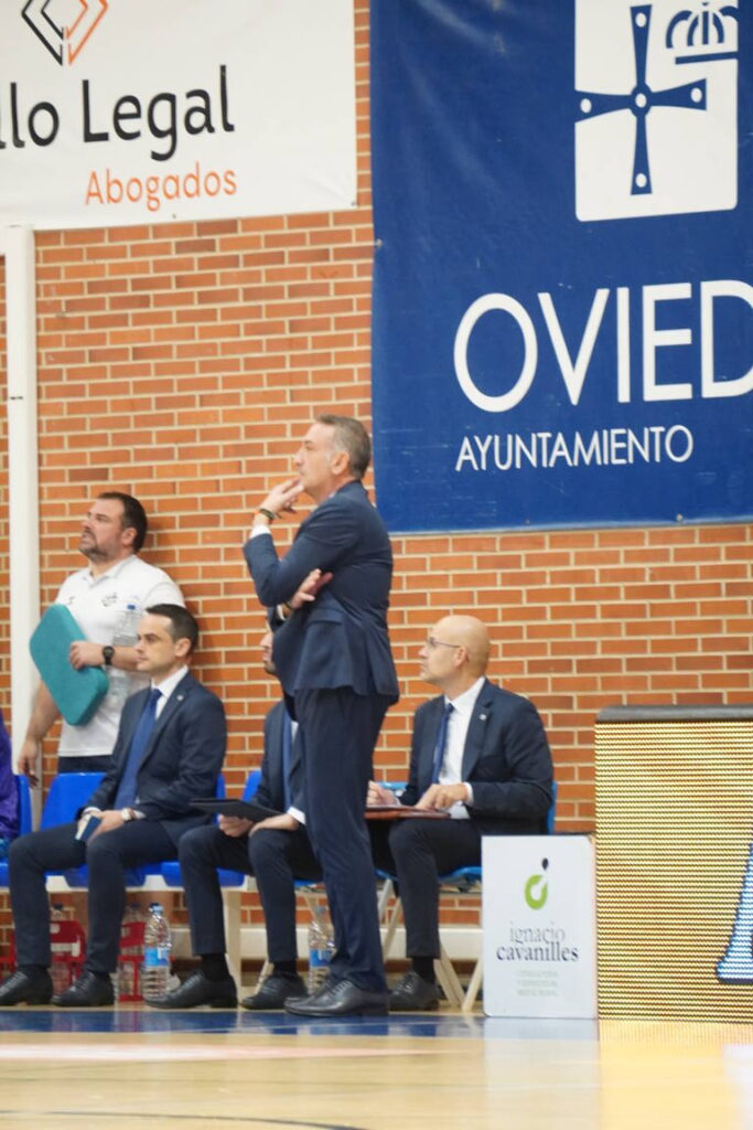 Alimerka Oviedo - Súper Agropal Palencia Baloncesto. 19/12/24. Foto: Javier Estévez