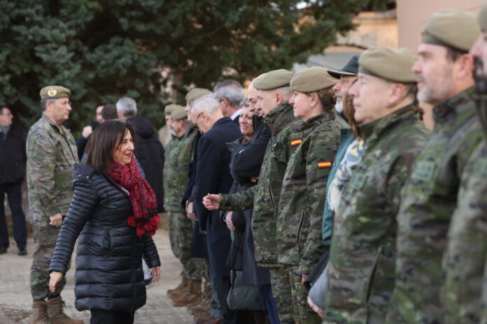 La ministra de Defensa visita las instalaciones de Monte la Reina