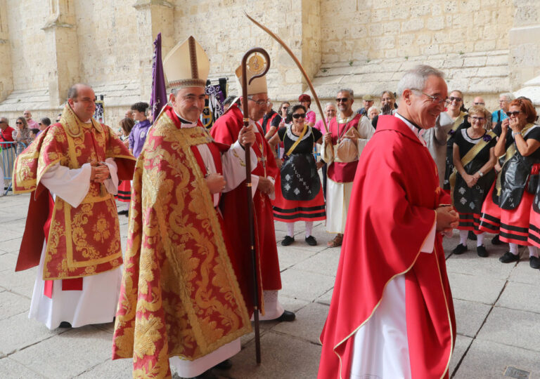 El obispo de Palencia, Mikel Garciandía Goñi, el día de San Antolín, patrón de Palencia