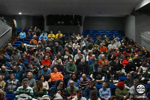 Público en el III Villamuriel Panda España