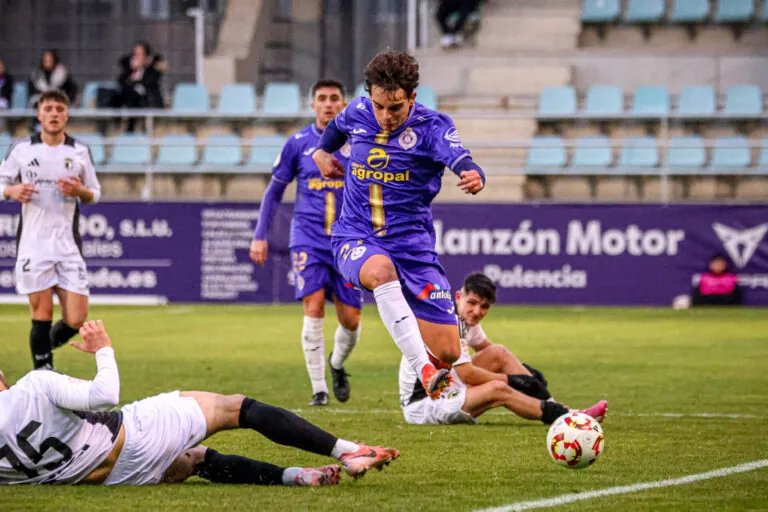 Palencia Cristo Atlético contra Burgos Promesas