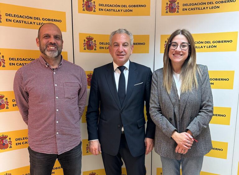 Reunión-PSOE-Aguilar-de-Campoo-con-Nicanor-Sen