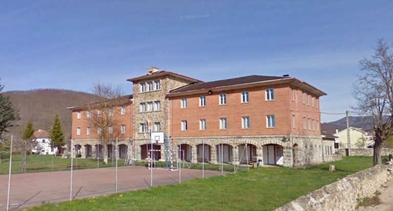 Albergue Arbejal en Cervera de Pisuerga / Google Maps