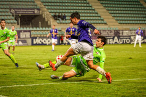 César Gutiérrez (Palencia Cristo Atlético) ante Briviesca