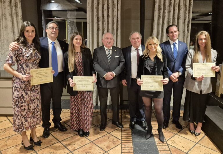 El presidente del Colegio de Dentistas de la VIII Región demanda la regulación de la Ley de Publicidad Sanitaria para evitar la mala praxis durante la celebración de Santa Apolonia