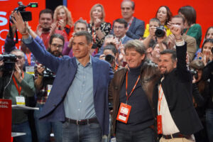 Pedro Sánchez, Carlos Martínez y Luis Tudanca en el Congreso del PSCyL celebrado en Palencia el 22 de febrero - Aida Acitores