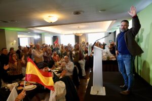 El presidente de Vox asiste a una comida con afiliados y simpatizantes de Valladolid